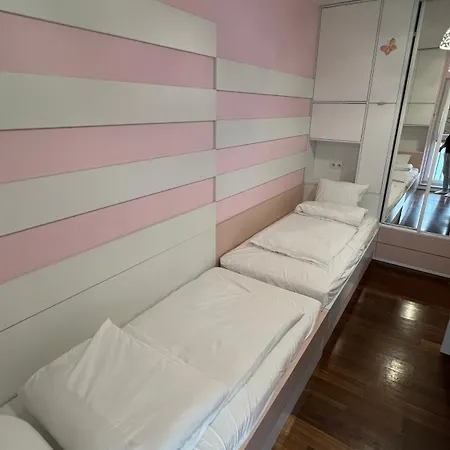 Apartament Ctt Bakalarska Apartmán Varšava